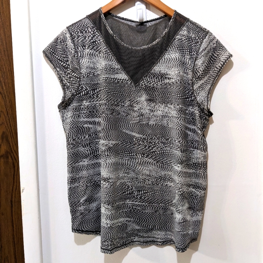 EUC For the Run Lululemon Tee